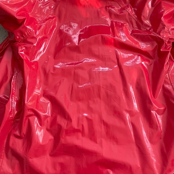 Slippery When Wet Vintage Raincoat - Picture 8 of 10